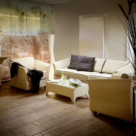 Maximilian Aparthotel