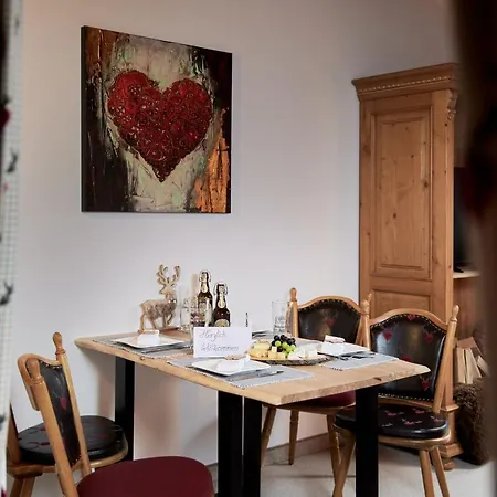 Aparthotel Maximilian *